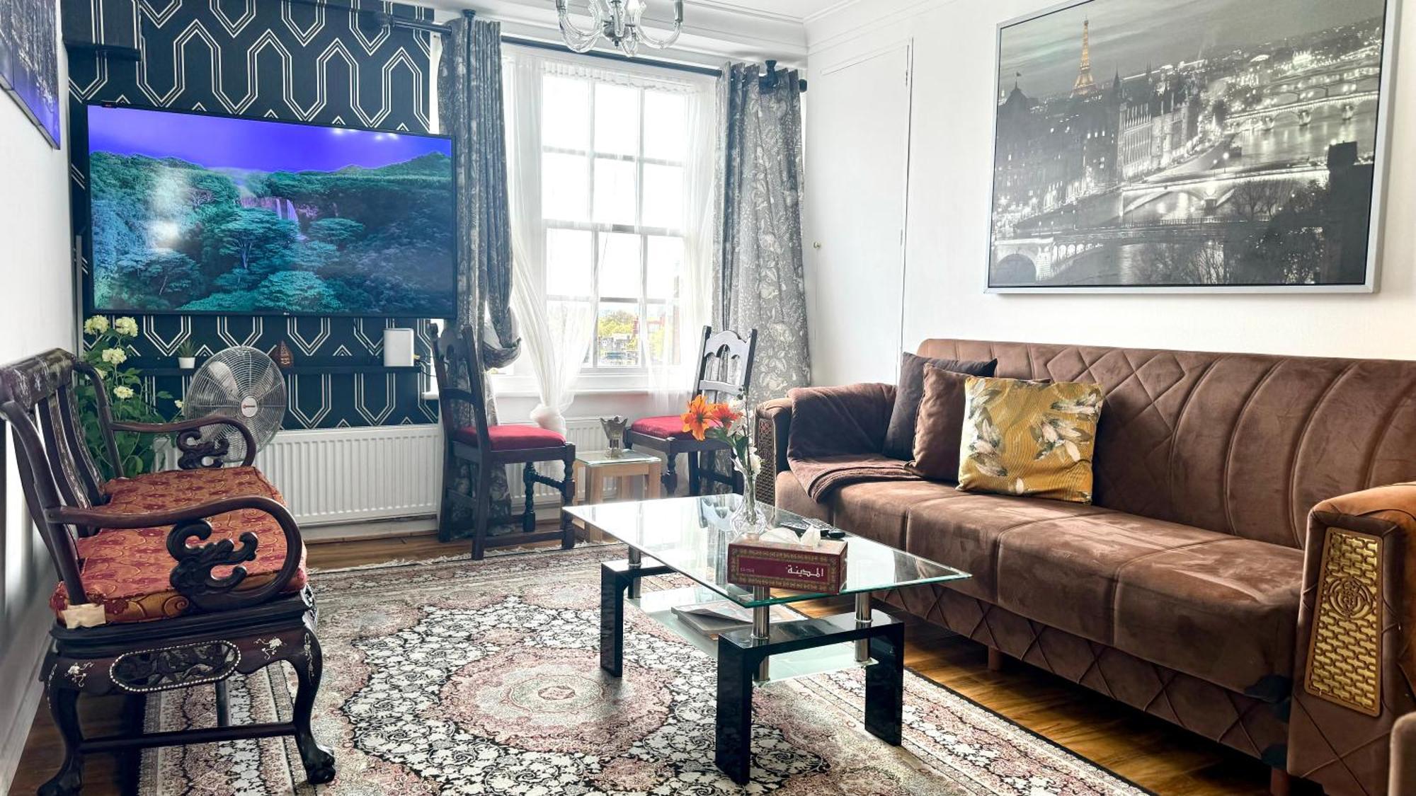 3 Bedroom Edgware Road By Ali Apartment