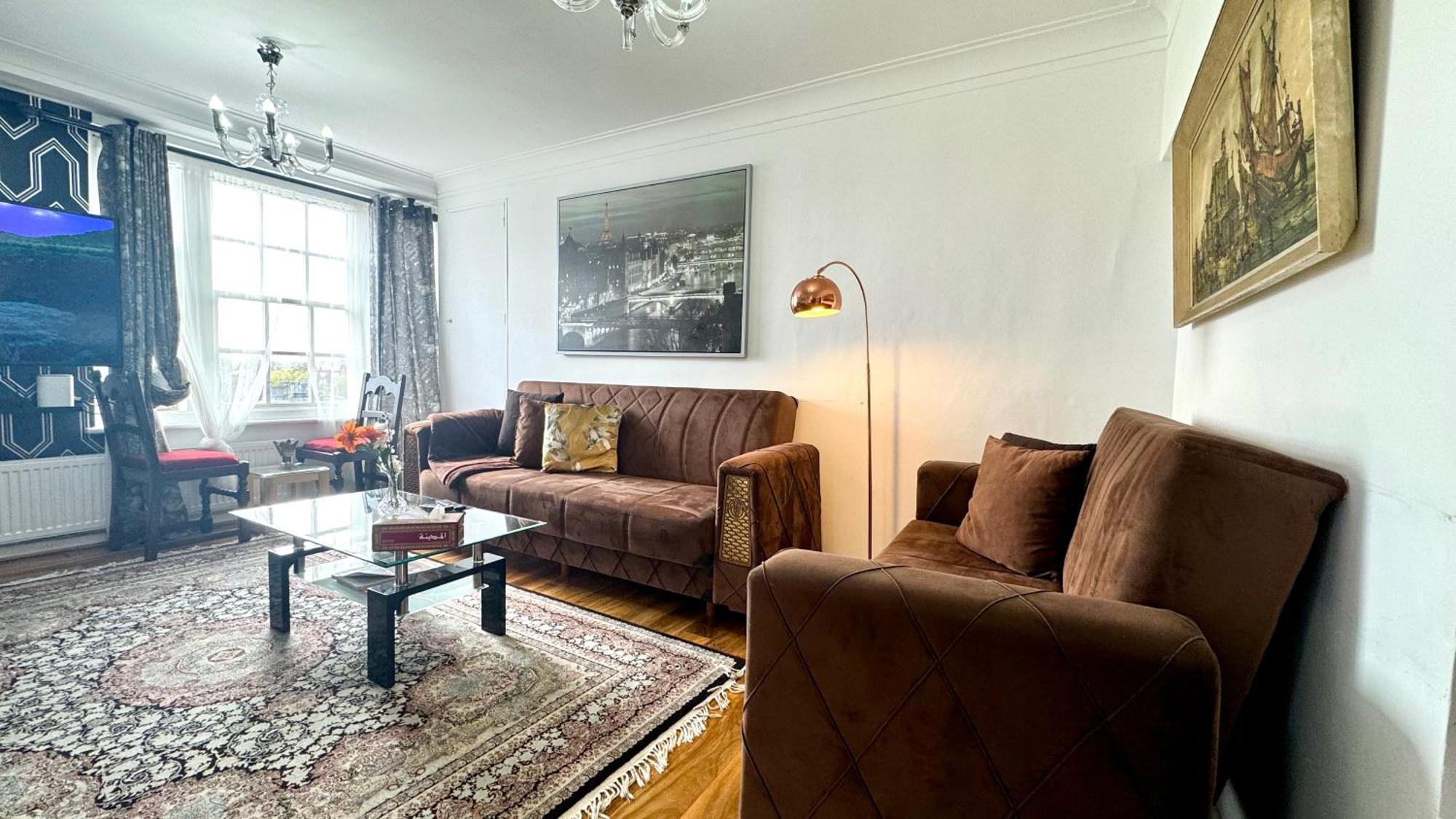 Apartment 3 Bedroom Edgware Road By Ali London