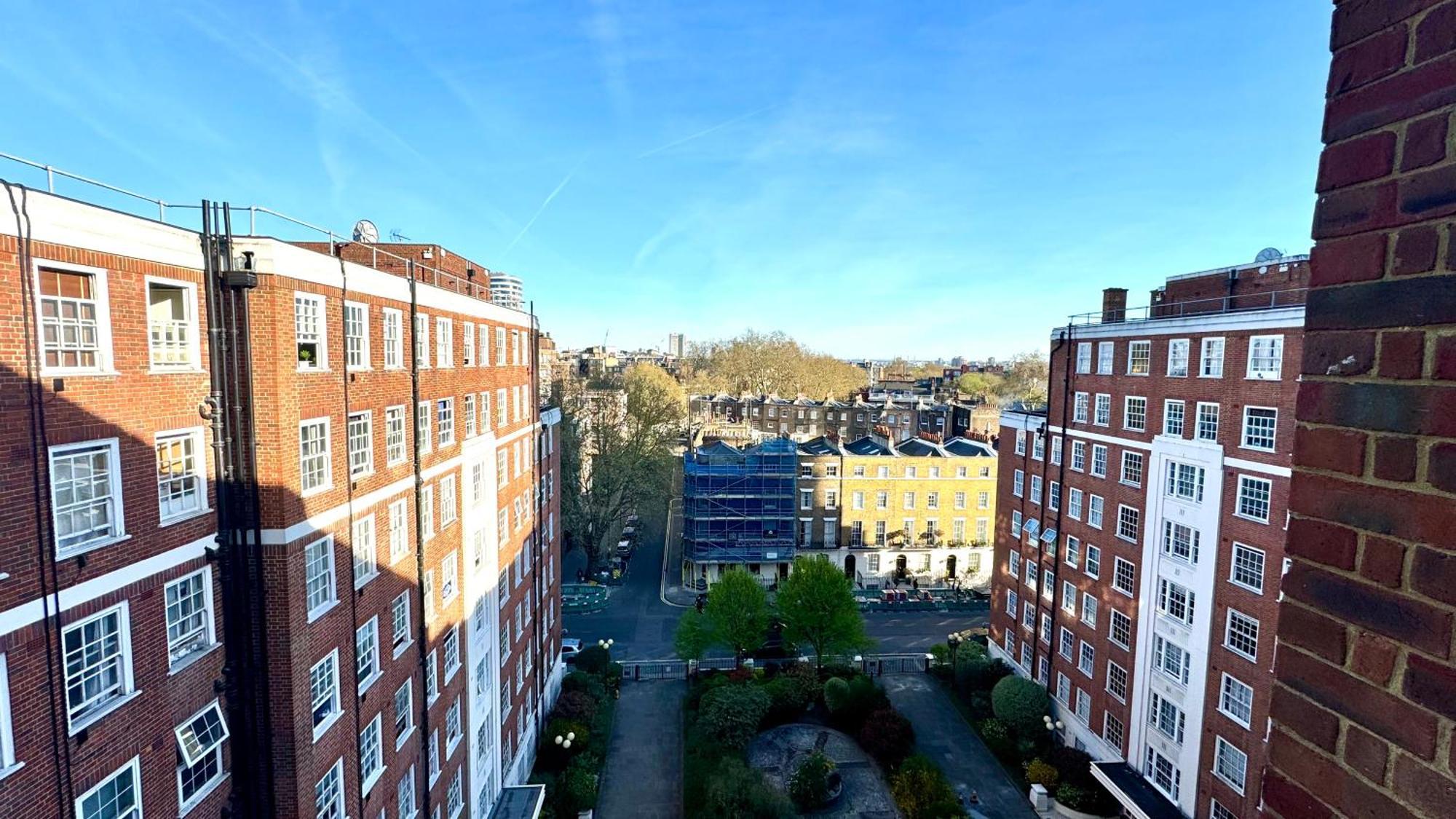 3 Bedroom Edgware Road By Ali Apartment London