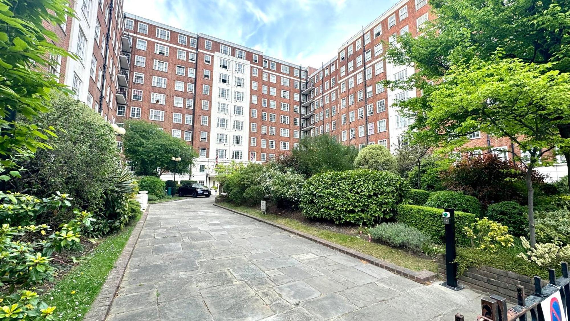 3 Bedroom Edgware Road By Ali