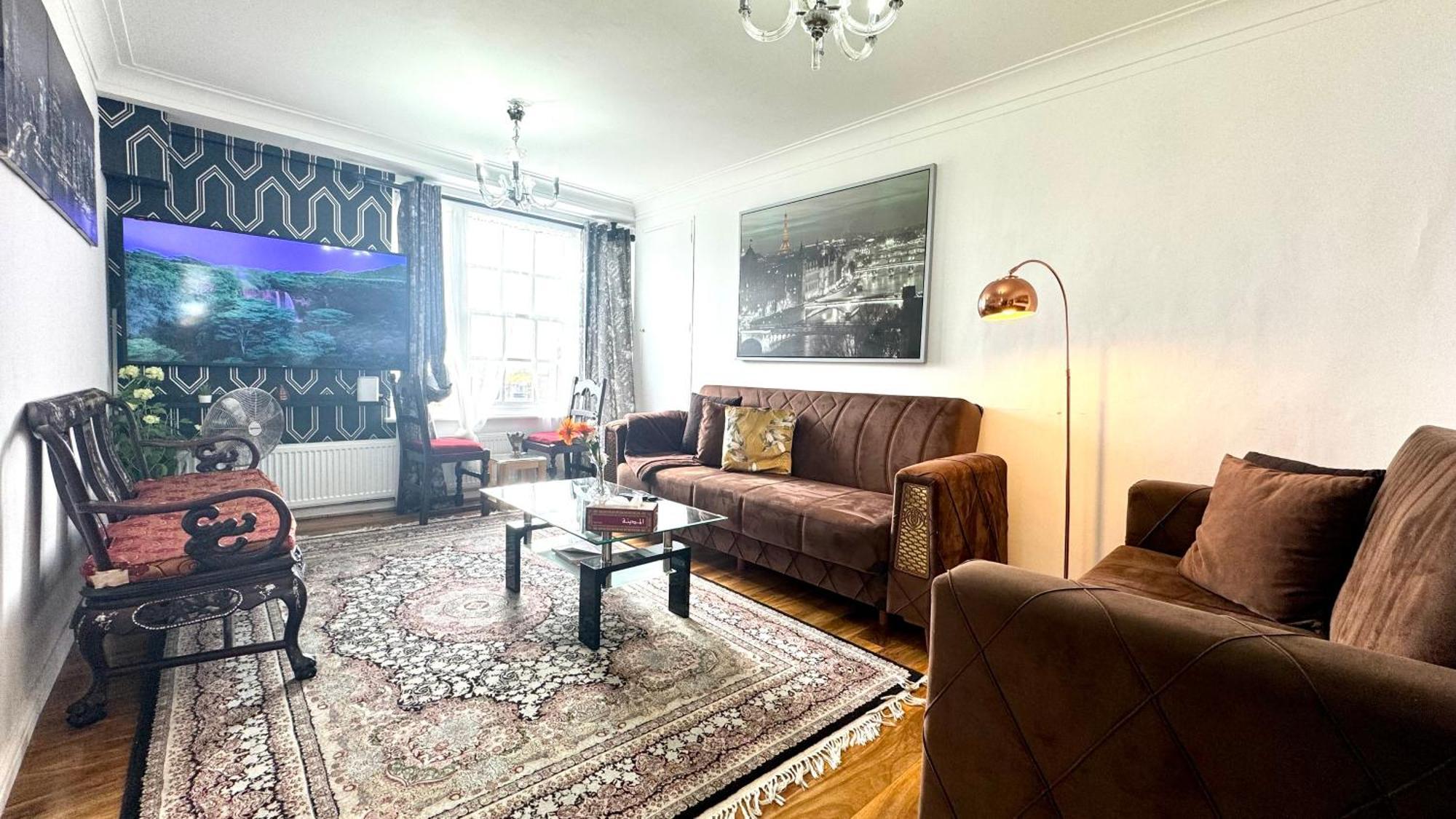 Apartment 3 Bedroom Edgware Road By Ali London