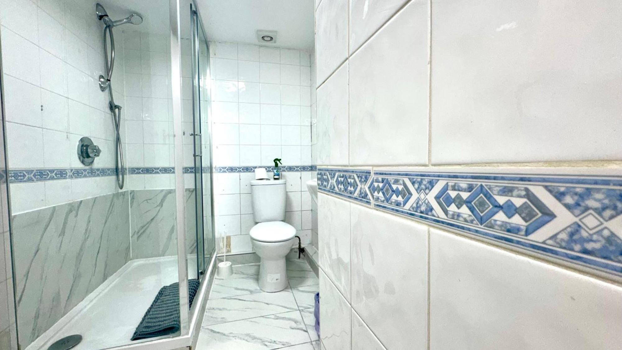 Apartment 3 Bedroom Edgware Road By Ali London